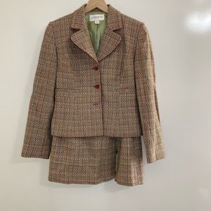Liz Claiborne Twill Skirt Suit Size 6